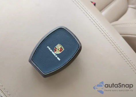 2013 Porsche Cayenne Turbo z USA, uszkodzony, nr VIN WP1AC2A21DLA90690